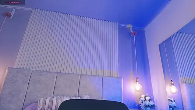 Chat +18 de Hanna_danniels ao vivo
