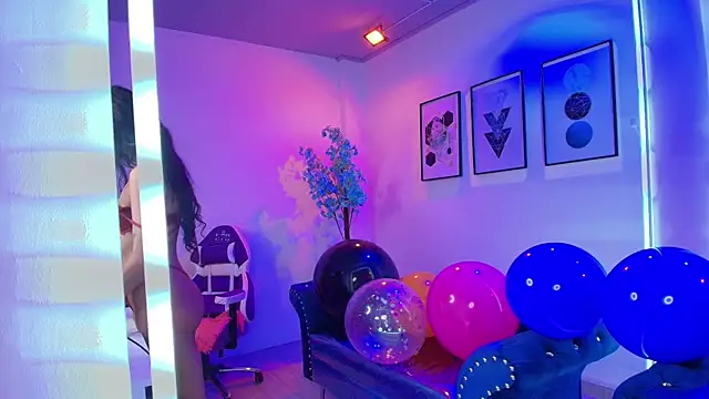 Maddie_T18のライブXXXチャット