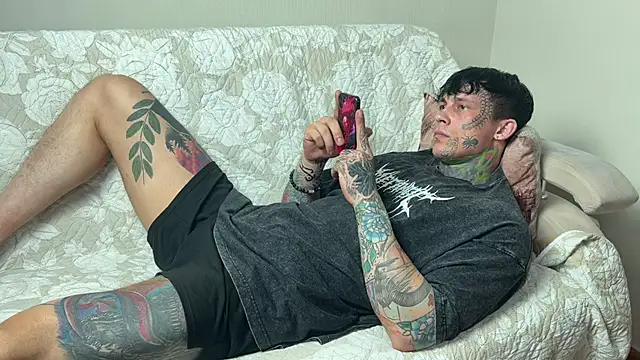 Chat XXX en directo de Anubisgods