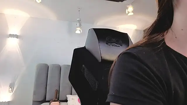 AlliceLover's Live XXX Chat