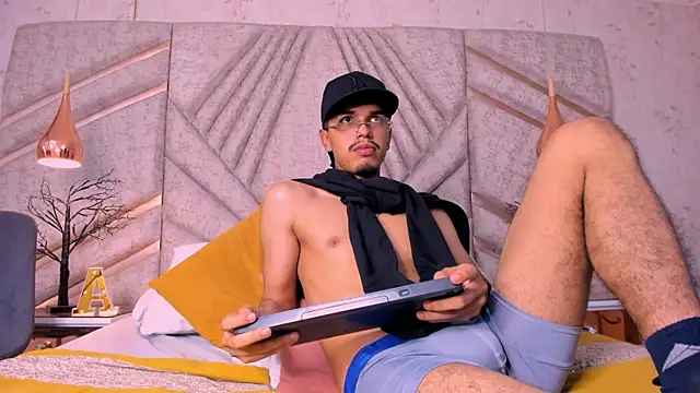 TysonRiggs Live XXX-Chat