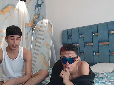 Chat XXX en directo de LUCKY_BOX2026