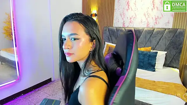 Chat XXX en directo de Aisha_Vex
