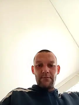 Онлайн чат XXX NapaleniecMega