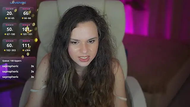 ArinaVoicee's Live XXX Chat