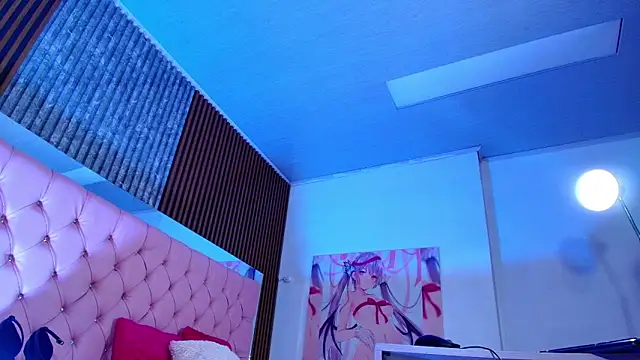 LUCIANA_FOX_TS' Live XXX Chat