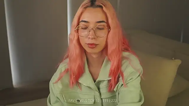 XXX chat uživo modela dearnina_