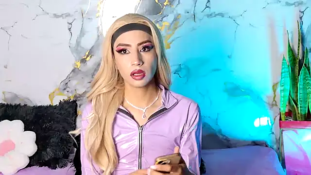 عرض كام BrianaSchafer الجنسي المباشر
