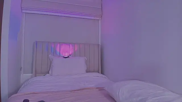 Chat XXX Live ArianaReynoldss