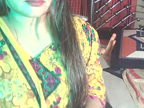 Nusrat_Faria Chat XXX live