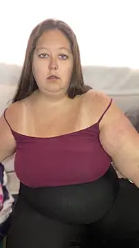 عرض كام Chloee_Peach الجنسي المباشر
