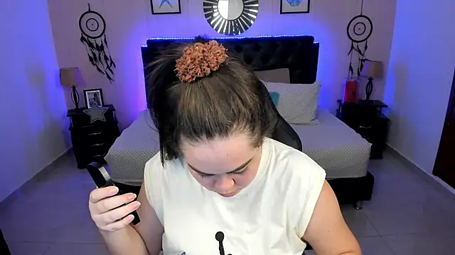 LolaVillalobos Adlı Modelin Canlı XXX Sohbeti