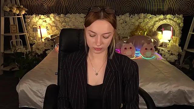 Czat XXX na żywo – LizzaMoonn