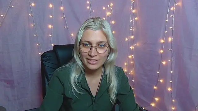 RubyDaviss élő XXX-chatje