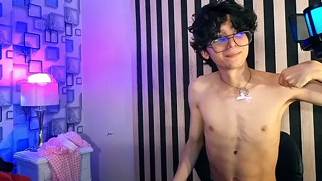 Chat XXX en directo de Twink_Sebas7