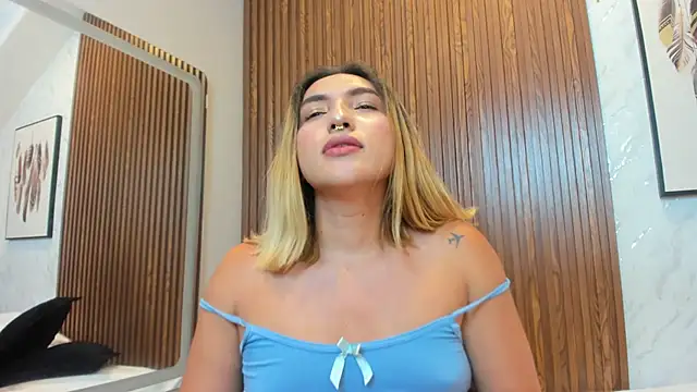 TomLondon_ Show Webcam