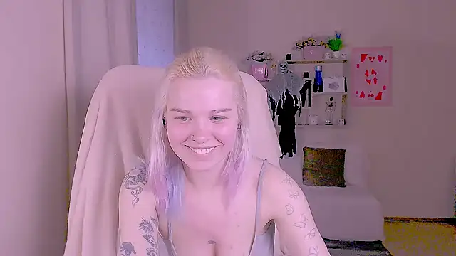 Hot_Blonda 라이브 XXX 채팅