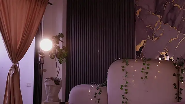 soidai_miiu élő XXX-chatje