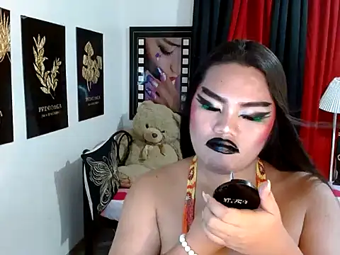 TSbrianaHugeCock's Live XXX Chat