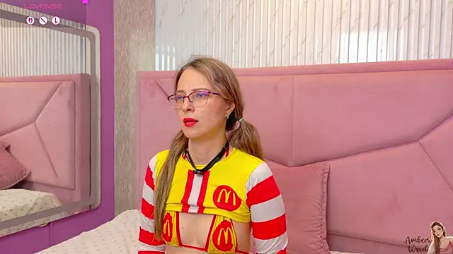 AmbeerWood_ Live XXX-Chat