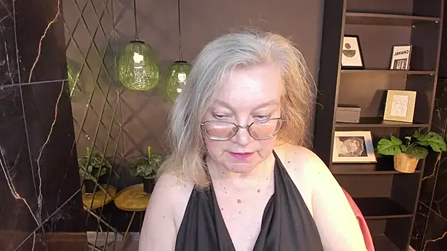 NataliMellow's Live XXX Chat