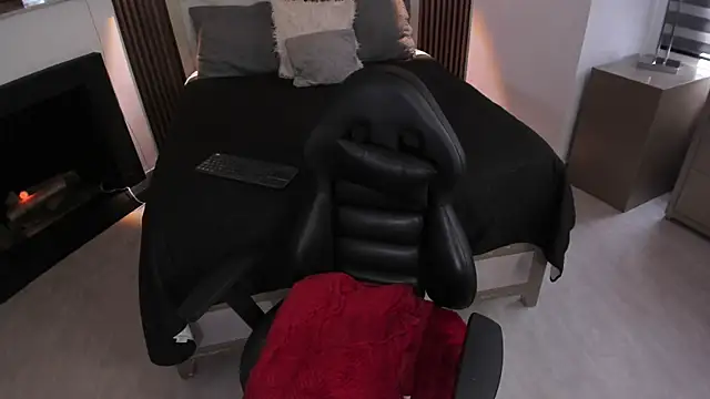 paulys_ Chat XXX live
