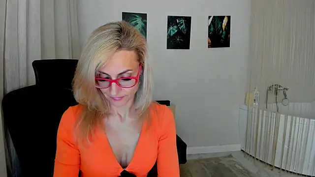 MuseOfStage webkamerás műsora