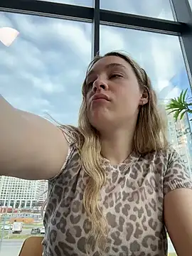 Chat +18 de SashaCatt ao vivo