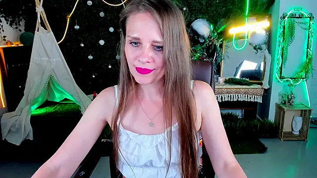Chatroom XXX en direct de EmiliaBedy