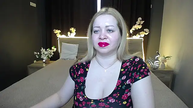 OliviaVerr élő XXX-chatje