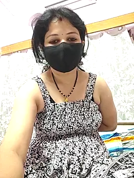 Priyaji7575のライブXXXチャット