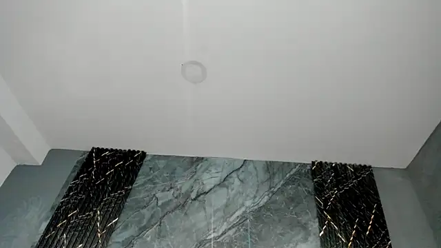 ariloe_quintero élő XXX-chatje