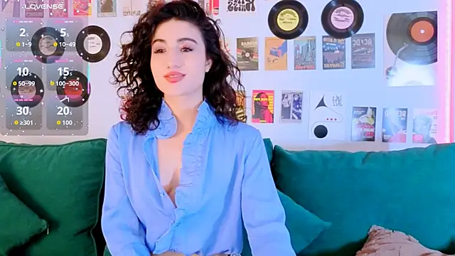 Maya_Rogerss' Live XXX Chat
