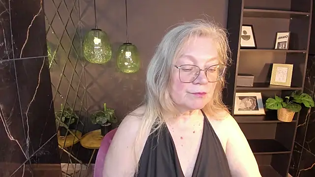 NataliMellow 现场XXX聊天