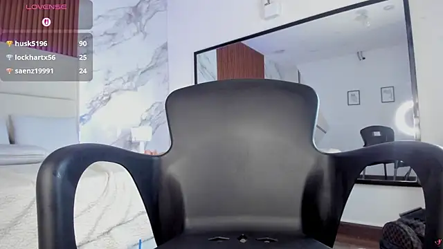 Iris_Thompson_'s Live XXX Chat