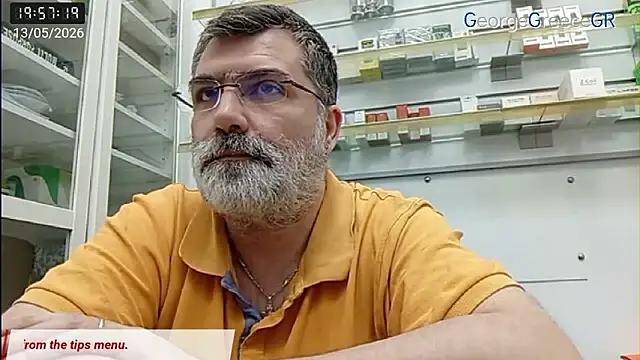 Pertunjukan Kamera Web GeorgeGreeceGR