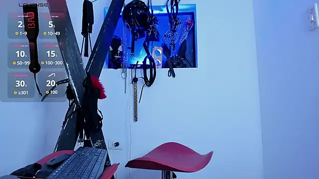 Alana_jones___ élő XXX-chatje