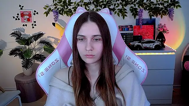 Chat XXX ao vivo de AliceCharmy