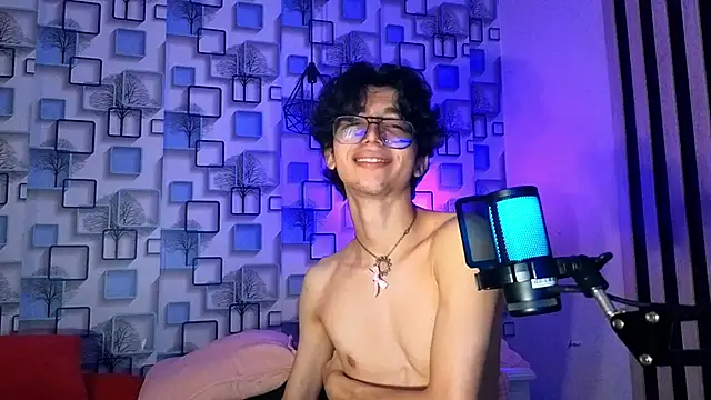 Twink_Sebas7 – webcam-show