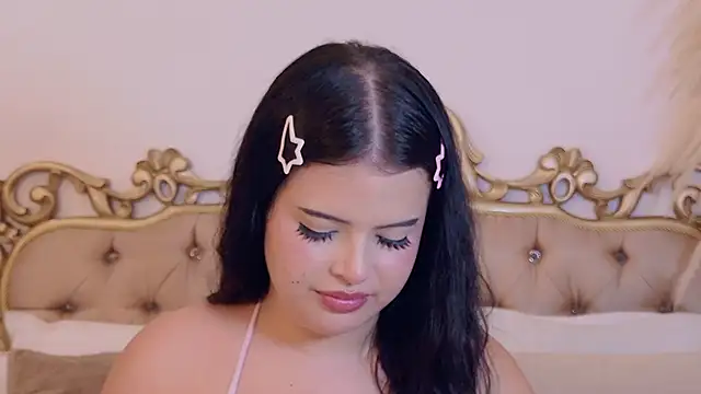 Elodie_Laurent live XXX chat