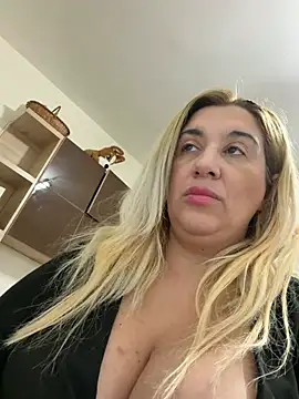 TheeaBlanco's Live XXX Chat