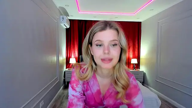 FollowLovee's Live XXX Chat