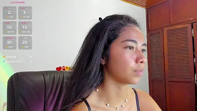 Luna_Roja26's Live XXX Chat