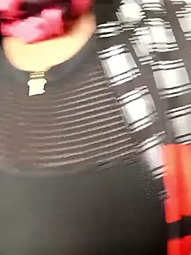 emma_tour's Live XXX Chat