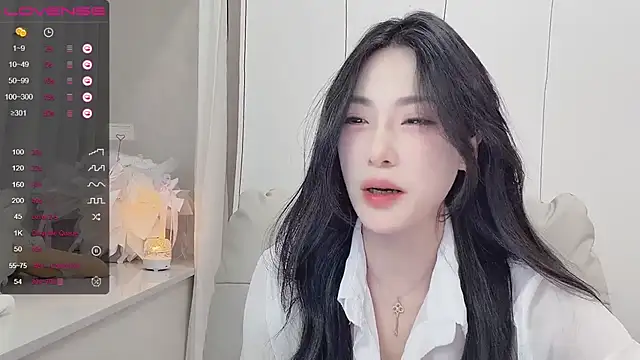 uuxiaocai 网络视讯表演