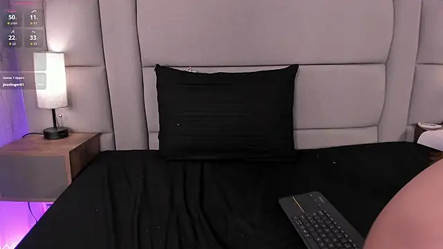 Chat +18 de lexiee__ ao vivo