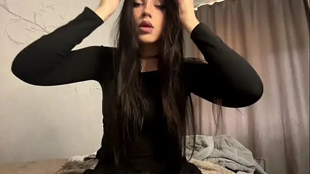 LouisePavlides – Naživo XXX chat