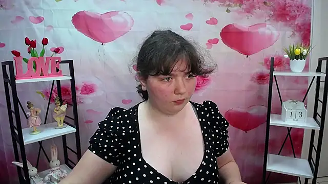 NeonilaLisova 即時 XXX 聊天
