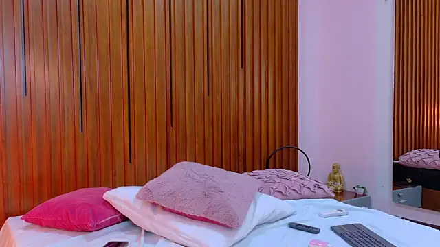 دردشة CAROLYNFOSTER الجنسية المباشرة