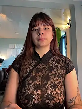 Canneela Live XXX-chat